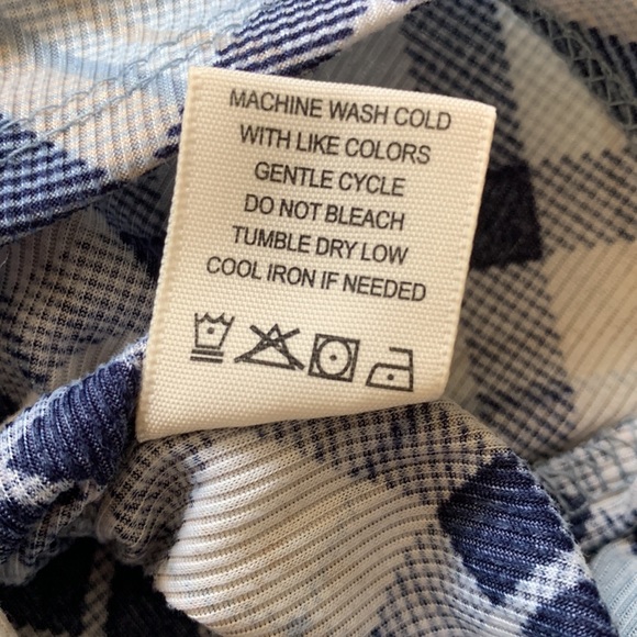 Plaid Ruched Front Short Sleeve Crop Top - Picture 7 of 7